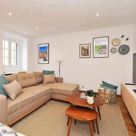 Yard - Checkinhome Oeiras