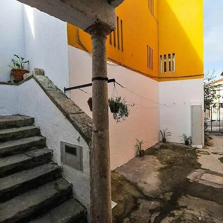 Yard - Checkinhome Oeiras