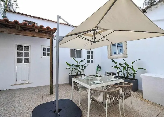 Yard - Checkinhome דירה *